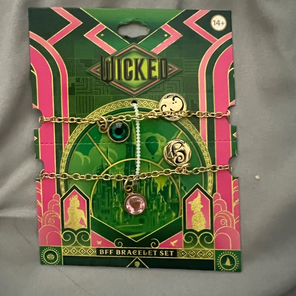 Universal Wicked Elphaba and Glinda friendship bracelets